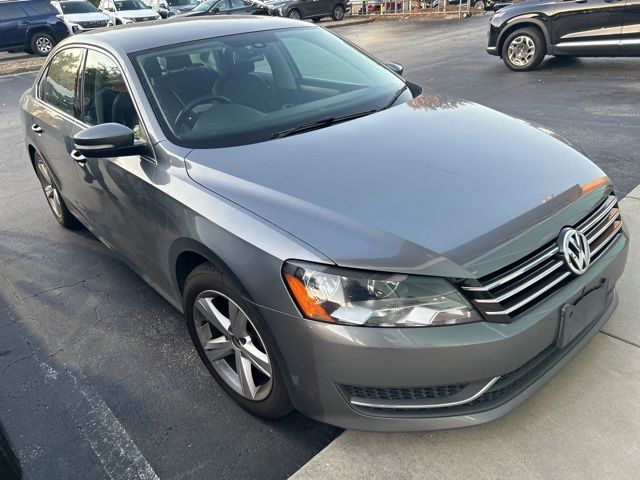 2013 Volkswagen Passat SE