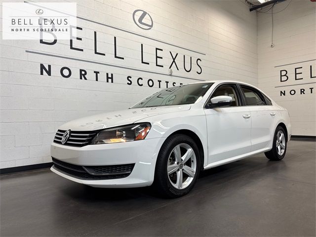 2013 Volkswagen Passat SE