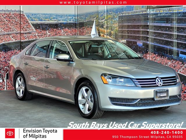 2013 Volkswagen Passat SE