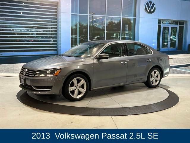 2013 Volkswagen Passat SE