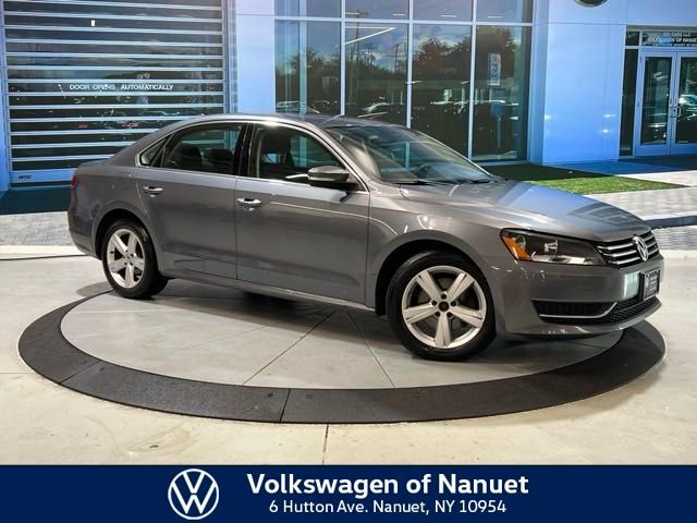 2013 Volkswagen Passat SE