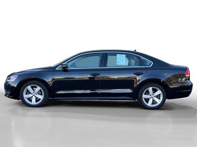 2013 Volkswagen Passat SE