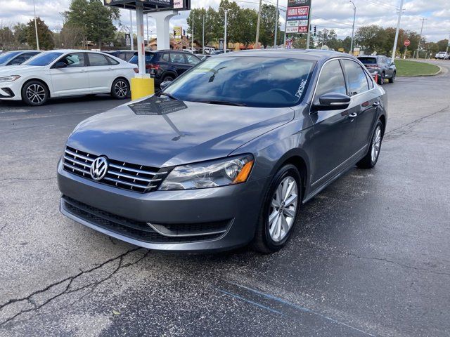 2013 Volkswagen Passat SEL