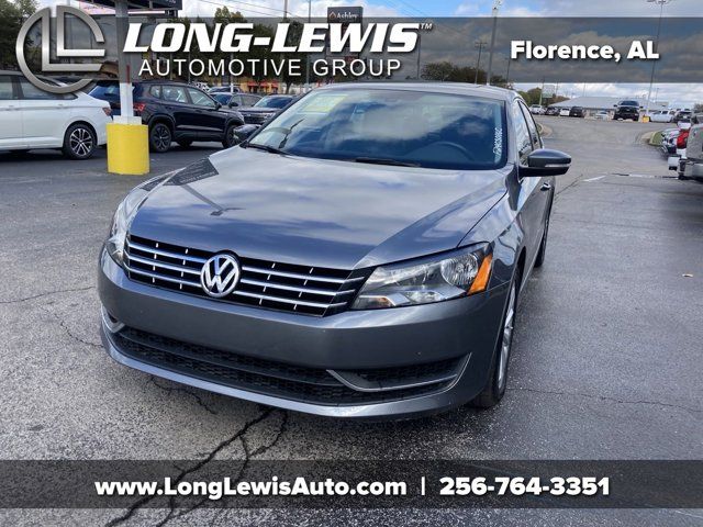 2013 Volkswagen Passat SEL