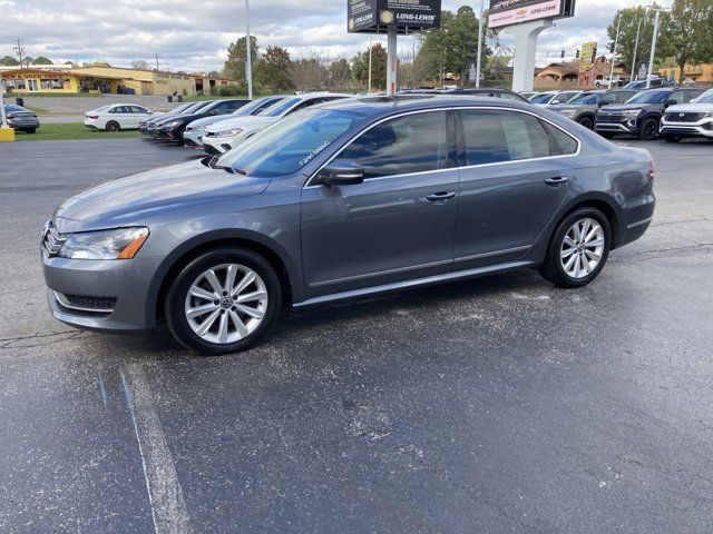 2013 Volkswagen Passat SEL