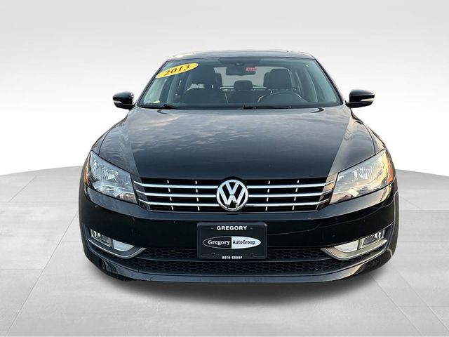 2013 Volkswagen Passat SEL Premium