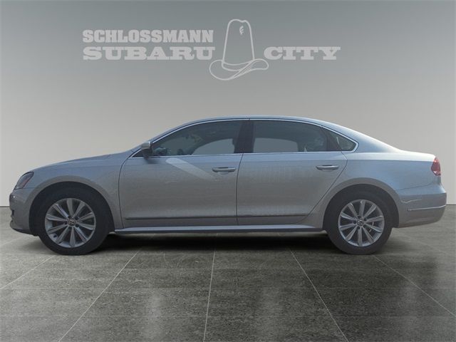 2013 Volkswagen Passat SEL