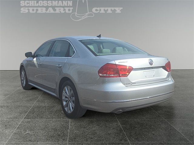 2013 Volkswagen Passat SEL