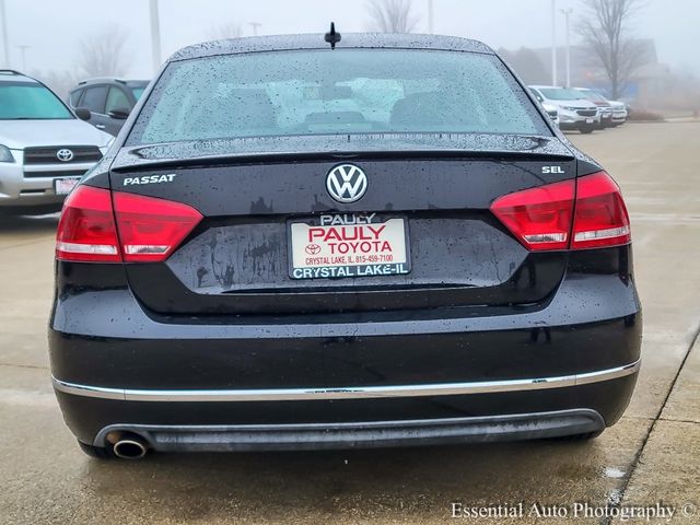 2013 Volkswagen Passat SEL Premium