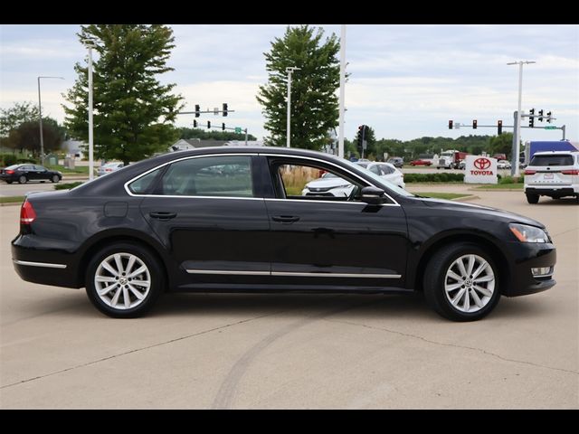 2013 Volkswagen Passat SEL Premium