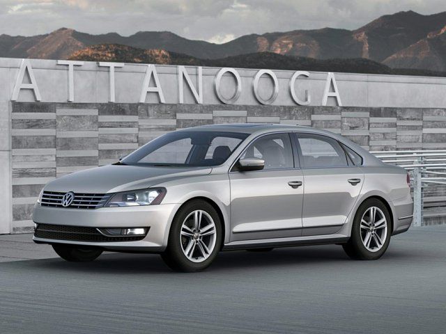 2013 Volkswagen Passat TDI SE Navigation