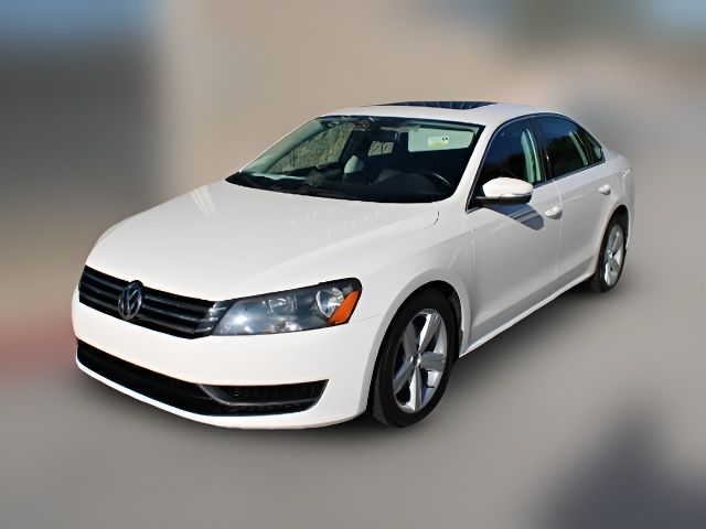 2013 Volkswagen Passat 