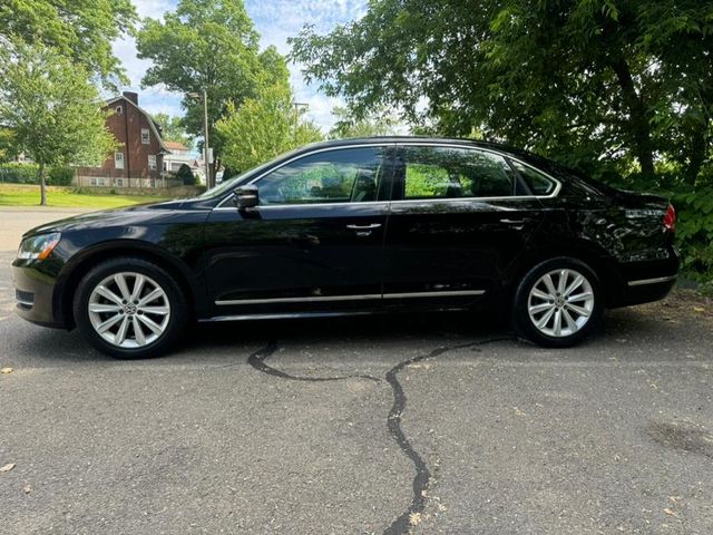 2013 Volkswagen Passat SEL