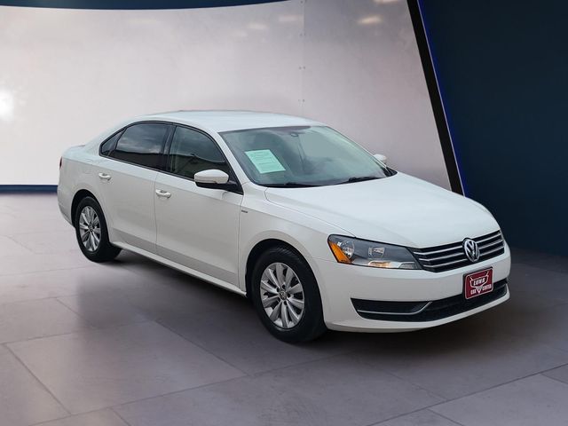 2013 Volkswagen Passat Wolfsburg Edition