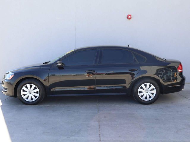 2013 Volkswagen Passat S