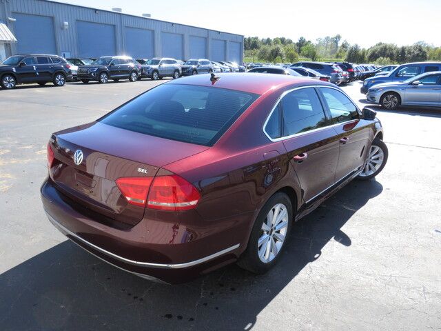 2013 Volkswagen Passat SEL Premium