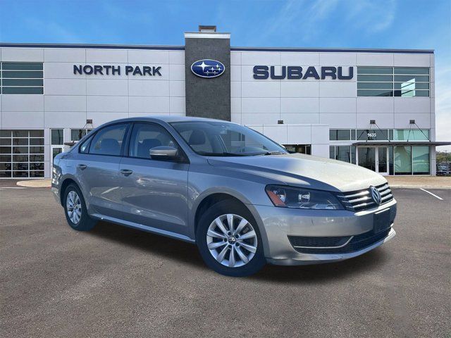 2013 Volkswagen Passat S Appearance