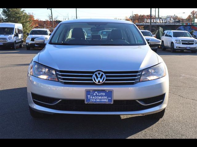 2013 Volkswagen Passat SE