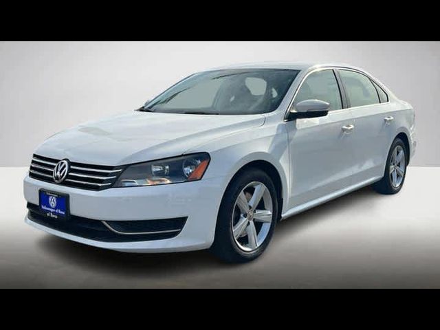 2013 Volkswagen Passat SE