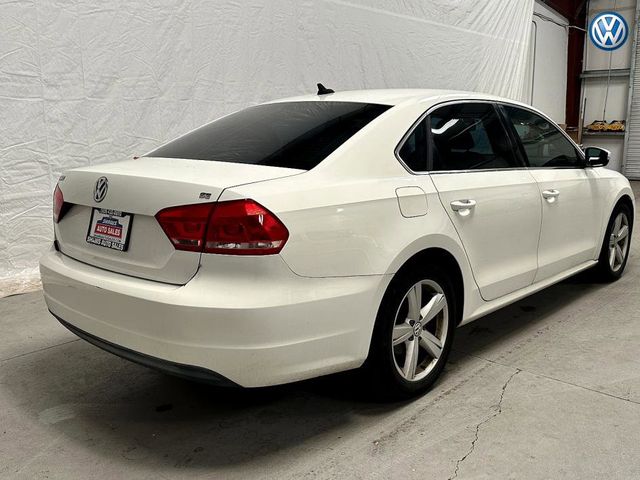 2013 Volkswagen Passat SE