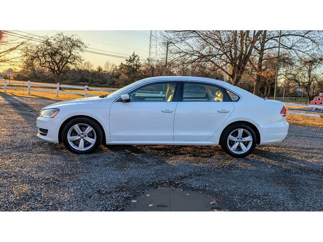 2013 Volkswagen Passat SE