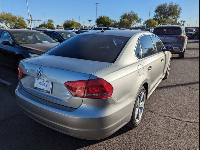 2013 Volkswagen Passat SE