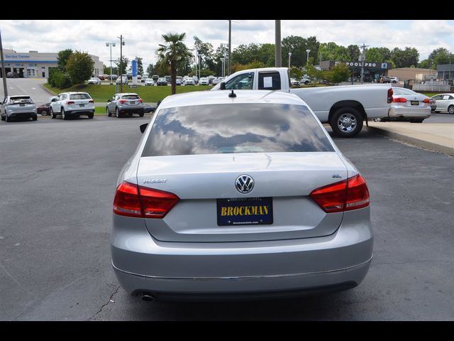 2013 Volkswagen Passat SEL Premium