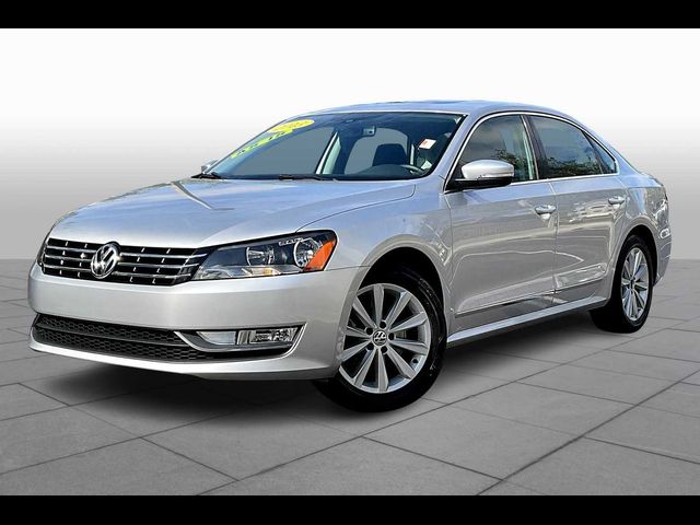 2013 Volkswagen Passat SEL Premium