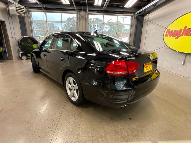 2013 Volkswagen Passat SE