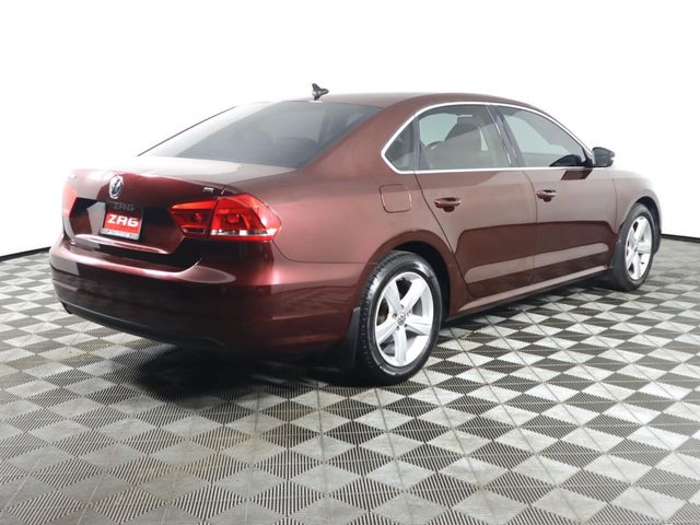 2013 Volkswagen Passat SE