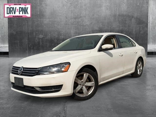 2013 Volkswagen Passat SE