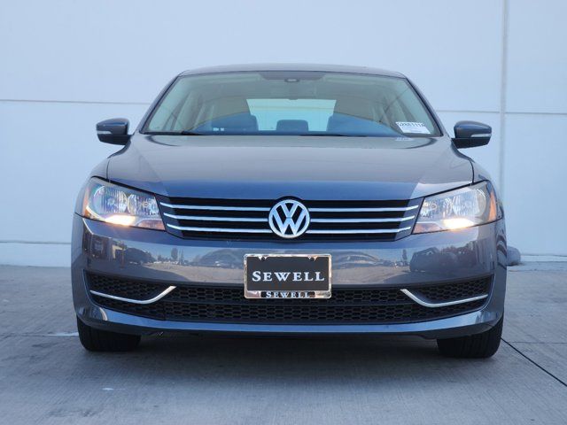 2013 Volkswagen Passat SE