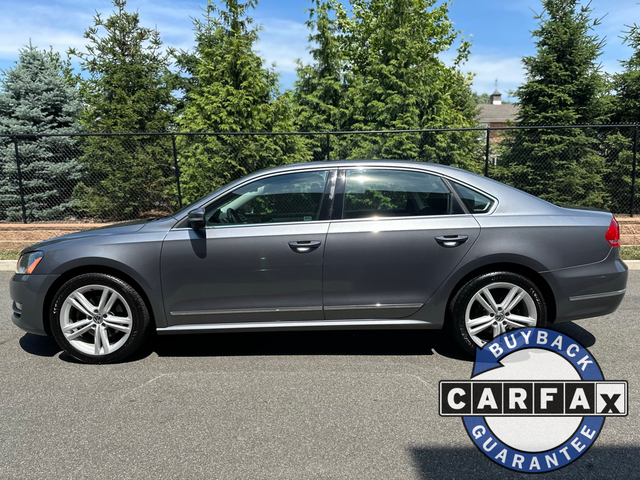 2013 Volkswagen Passat TDI SE Navigation