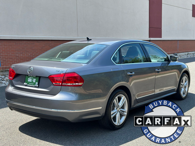 2013 Volkswagen Passat TDI SE Navigation