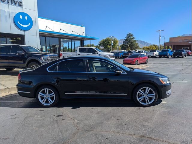 2013 Volkswagen Passat TDI SE Navigation