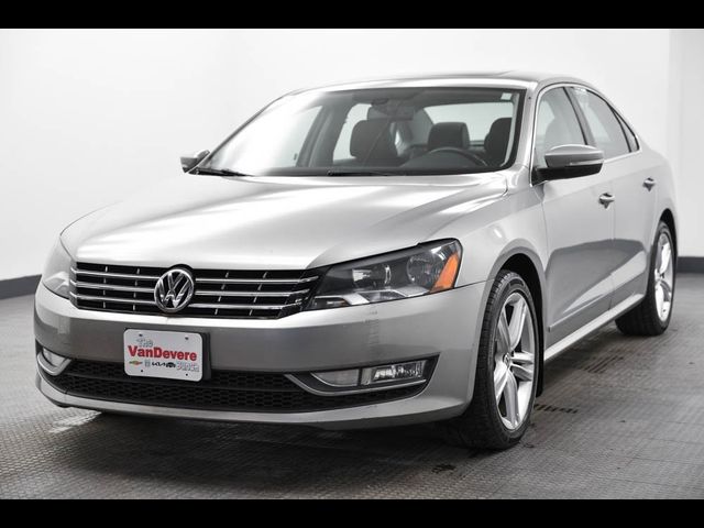 2013 Volkswagen Passat TDI SEL Premium