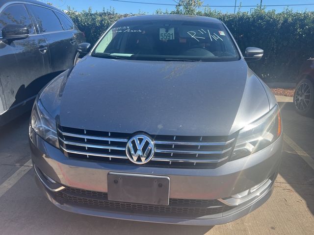 2013 Volkswagen Passat TDI SEL Premium