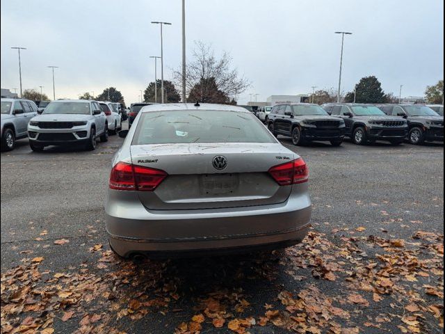 2013 Volkswagen Passat TDI SEL Premium