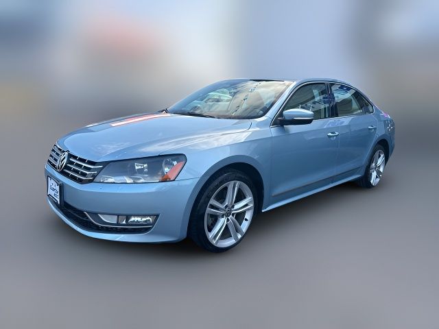 2013 Volkswagen Passat TDI SE Navigation