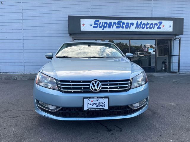 2013 Volkswagen Passat TDI SE Navigation