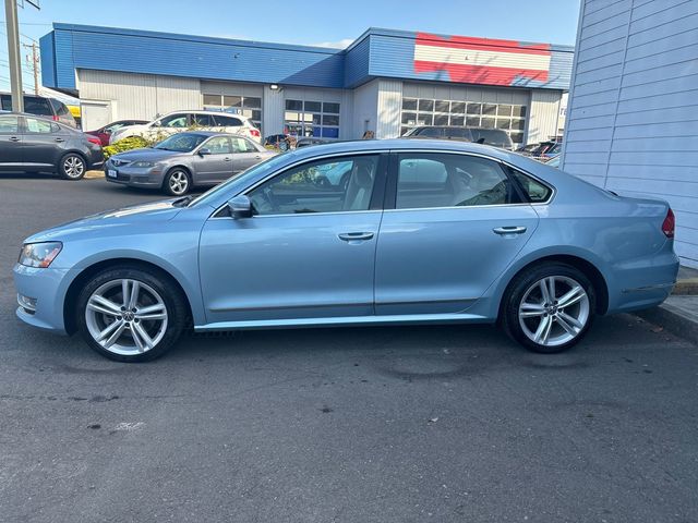 2013 Volkswagen Passat TDI SE Navigation