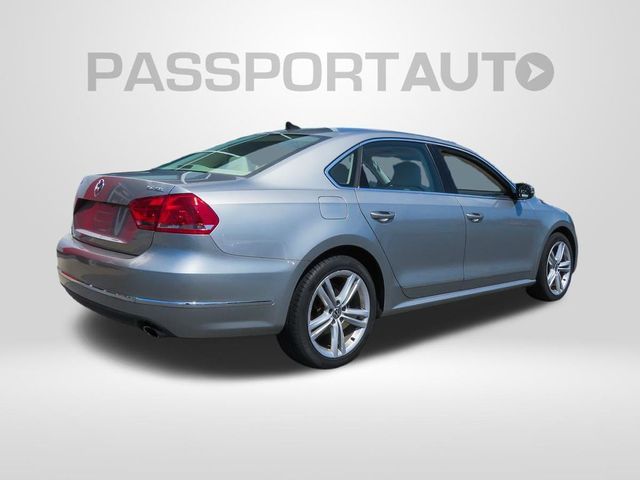 2013 Volkswagen Passat SEL Premium