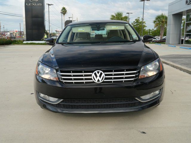 2013 Volkswagen Passat SEL Premium