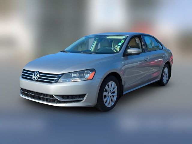 2013 Volkswagen Passat Wolfsburg Edition