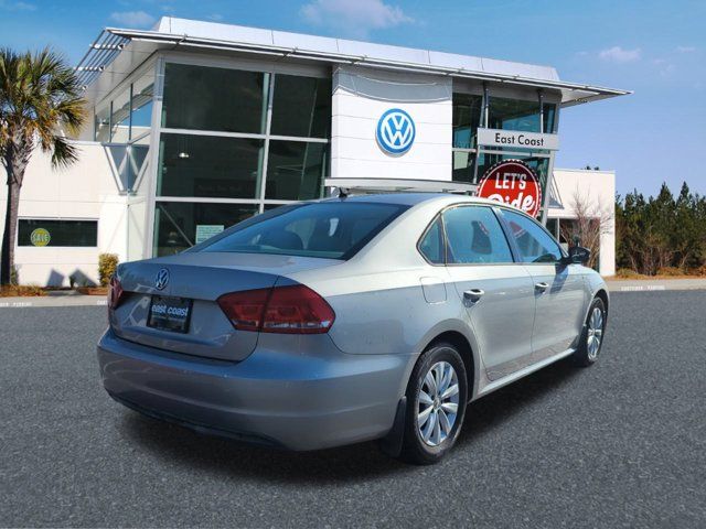 2013 Volkswagen Passat Wolfsburg Edition