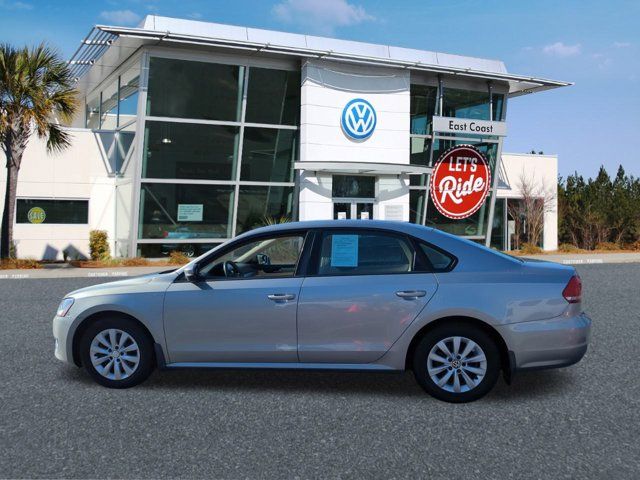 2013 Volkswagen Passat Wolfsburg Edition