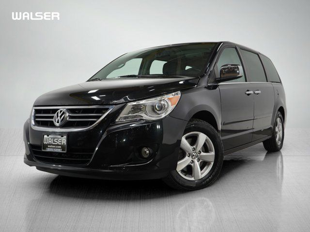 2013 Volkswagen Routan SEL Premium