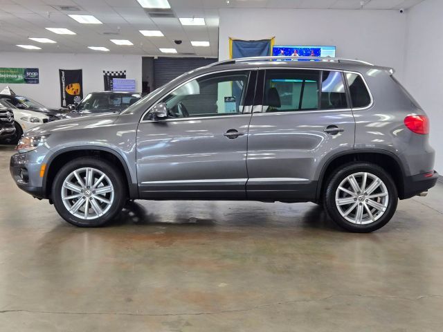 2013 Volkswagen Tiguan SE Navigation