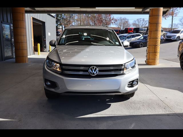 2013 Volkswagen Tiguan SE Navigation