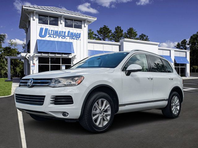 2013 Volkswagen Touareg Sport Navigation